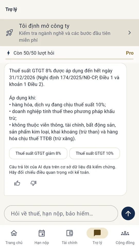 Màn hình ứng dụng: Hỏi về pháp luật Việt Nam